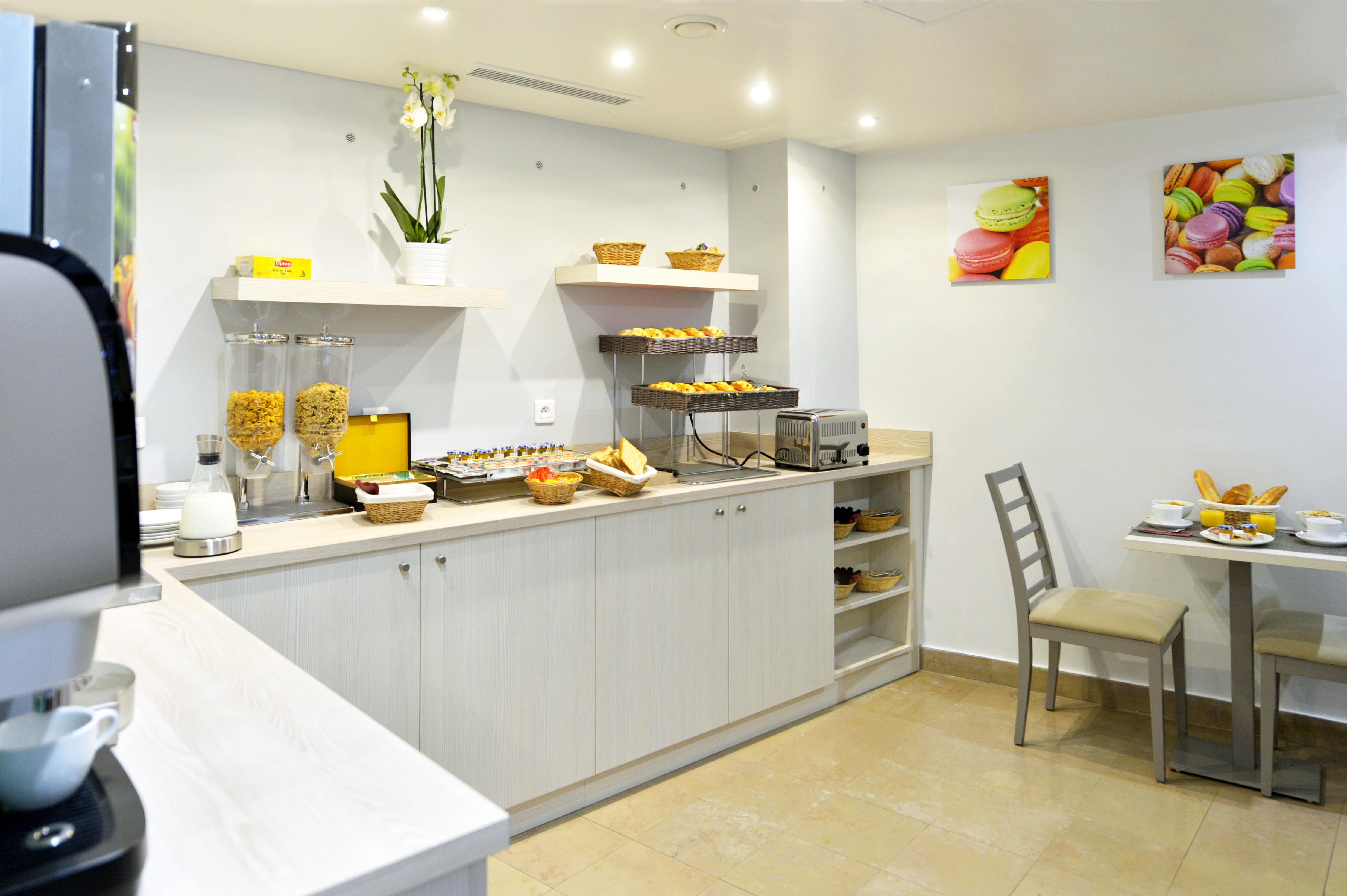Hotel Eugenie Париж Екстер'єр фото