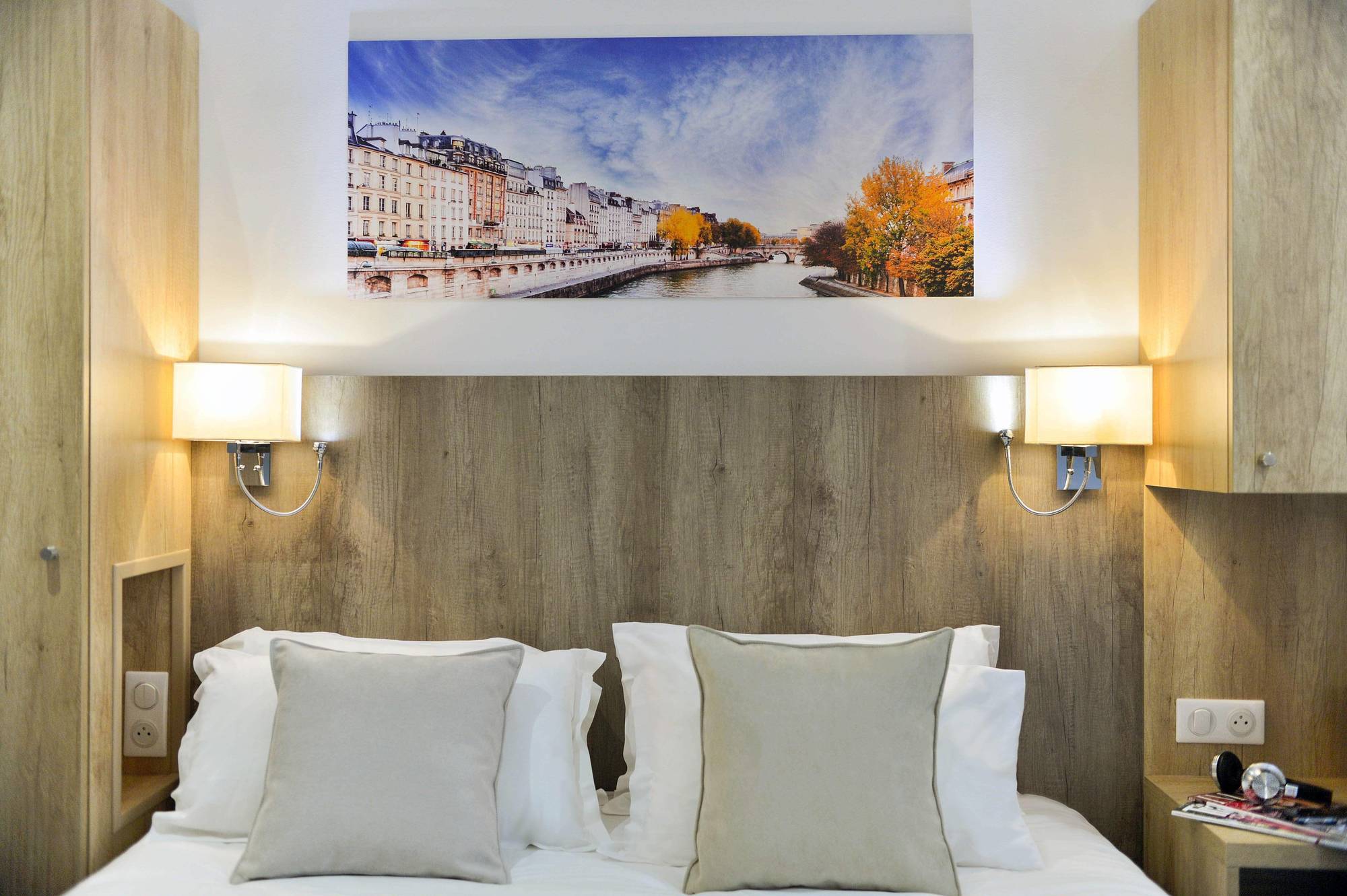 Hotel Eugenie Париж Екстер'єр фото